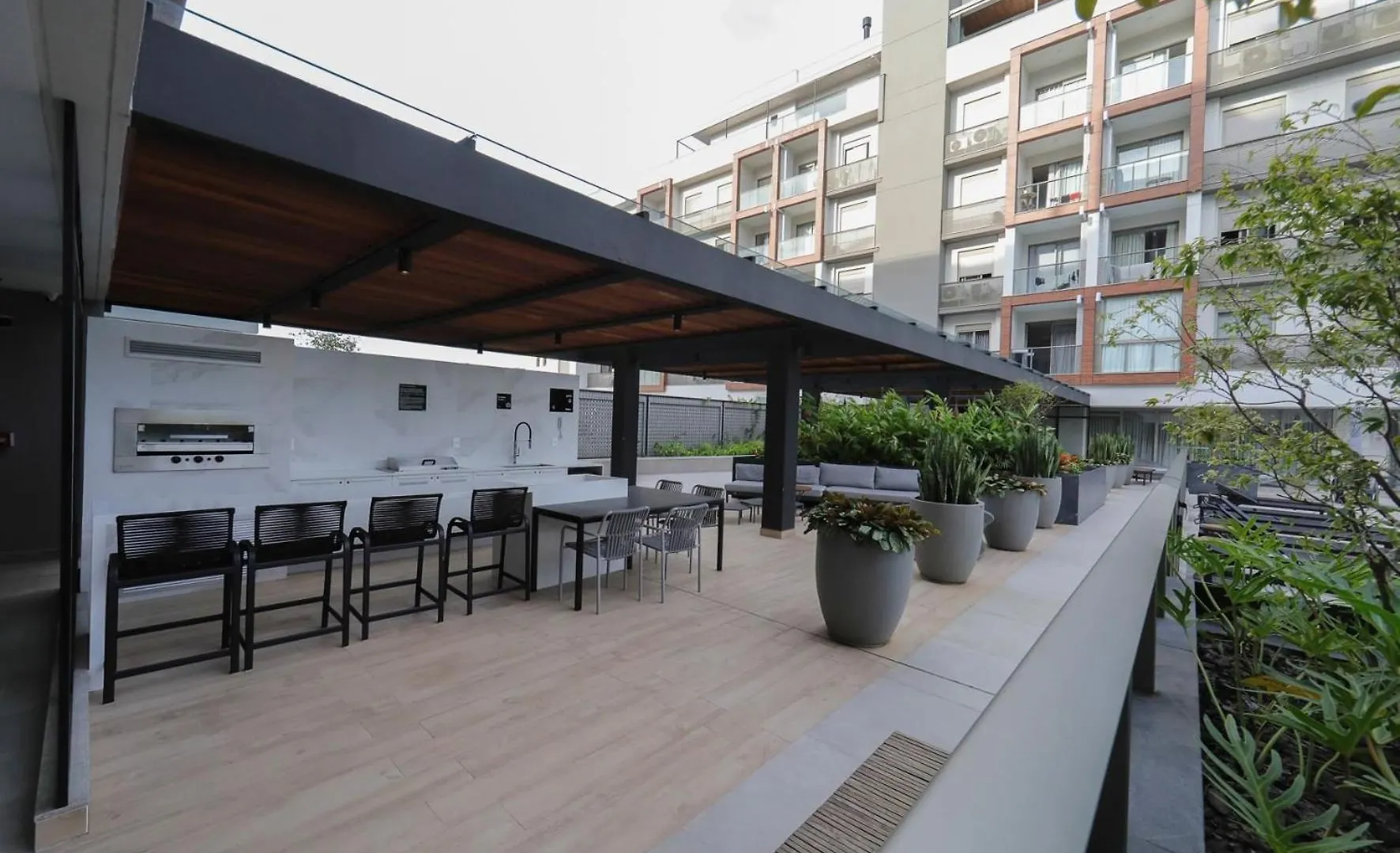 Espaco Muito Confortavel No Coracao Da Ilha Florianopolis